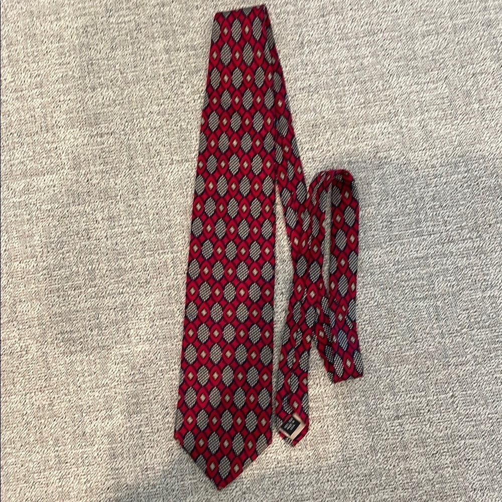 Pierre Balmain Red and Navy Geometric Pattern 100% Silk Tie